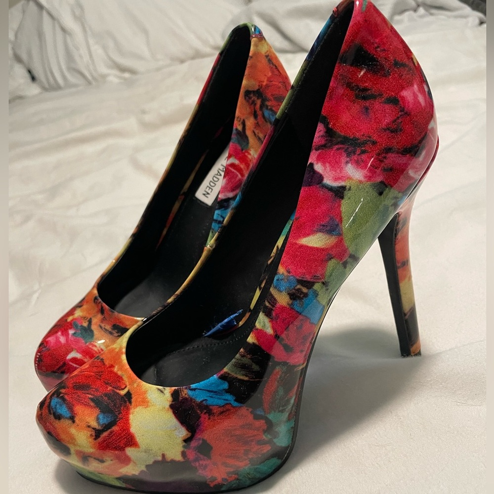Steve Madden Floral Platform Stilettos size 7.5